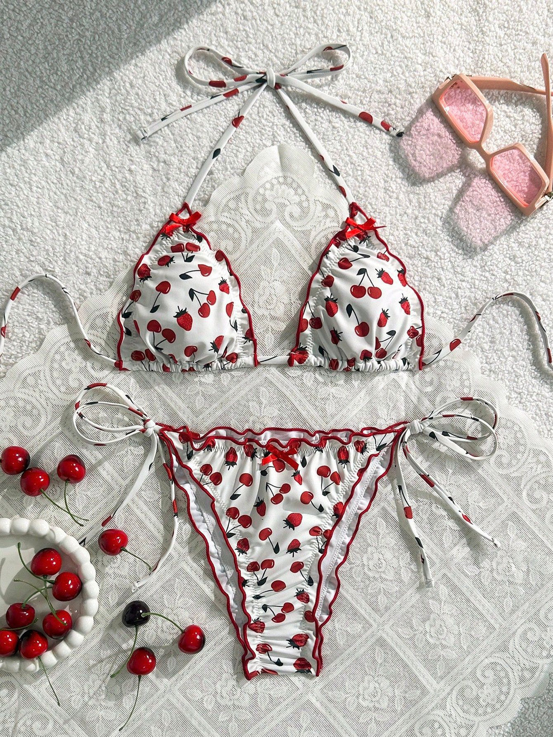 Damen Bikini-Set mit verspieltem Kirschmotiv und verstellbaren Trägern Drune