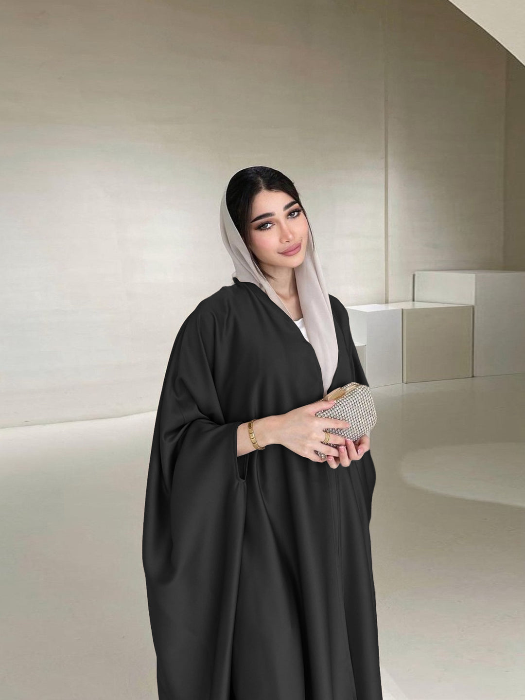 Damen elegante Abaya mit weichem Material und großzügigem Schnitt Drune
