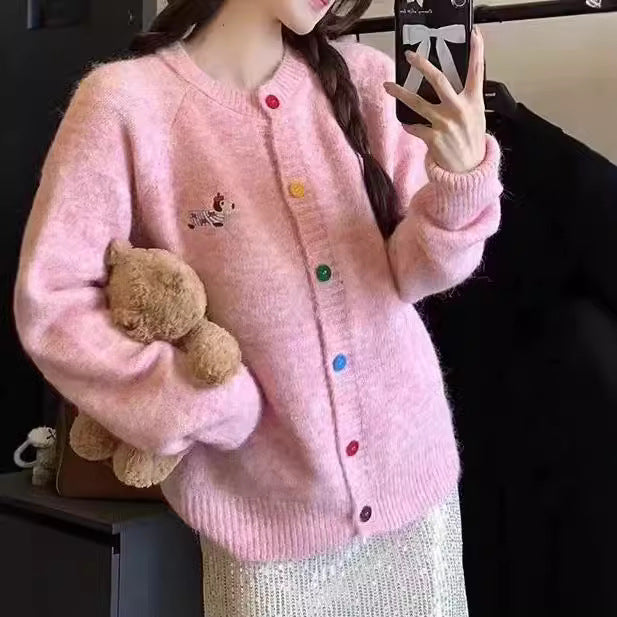 Damen Strickjacke mit bunten Knöpfen und gesticktem Motiv Drune