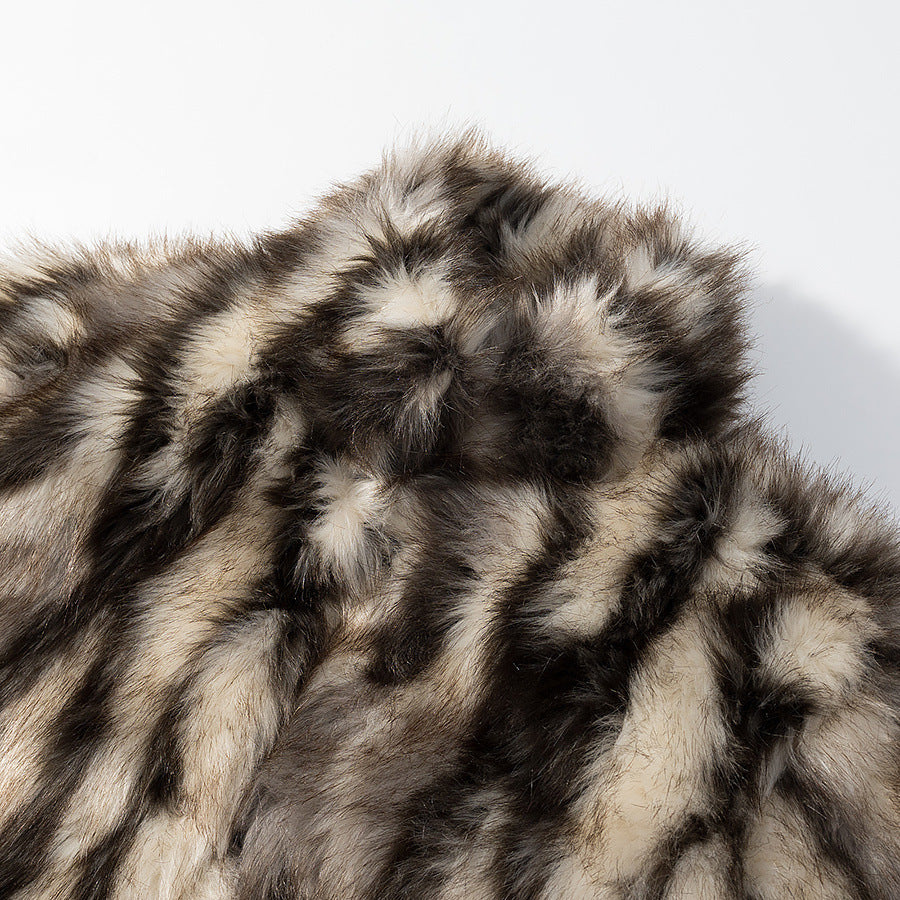 Damen Kurze Kunstfelljacke mit voluminöser Pelzoptik, kastiger Silhouette und Eingrifftaschen Drune