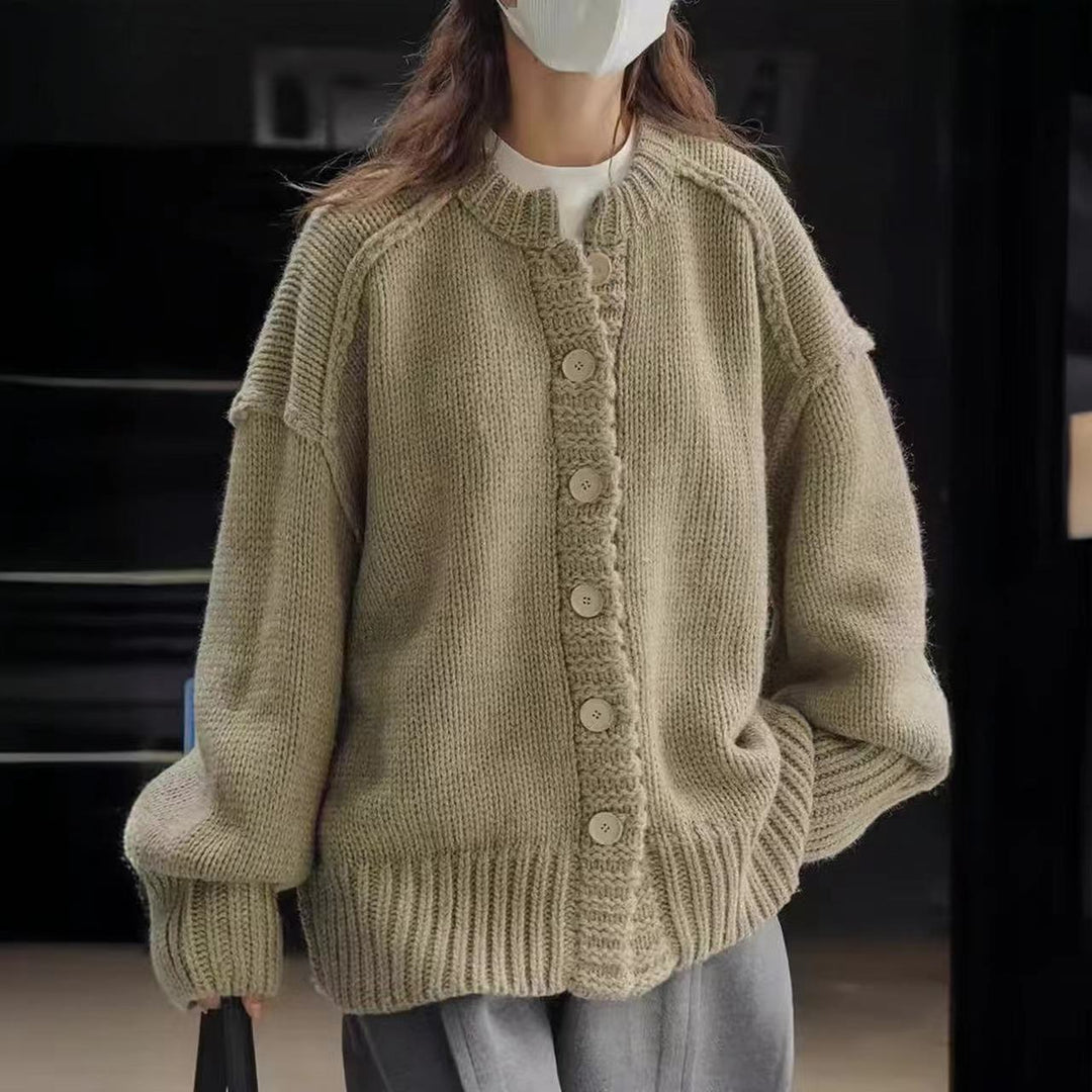 Damen oversized Strickjacke mit speziellen Knopfdetails und weiten Ärmeln Drune