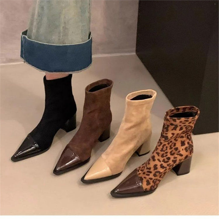 Damen Spitz zulaufende Stiefelette mit Wildlederschaft, patentierter Zehenkappe und sculpted Blockabsatz Drune