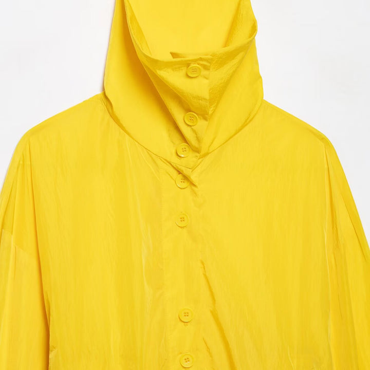 Damen Leichte Oversize Windjacke mit hohem Stehkragen, Knopfleiste und Kordelzug Drune