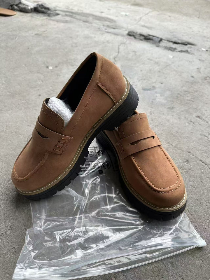 Damen Robuste Penny-Loafer mit profilierter Gummisohle Drune