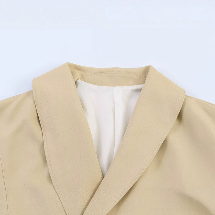 Damen Oversized Cropped-Jacke mit großem Schalkragen, Taillenriegel und Ballonärmeln Drune