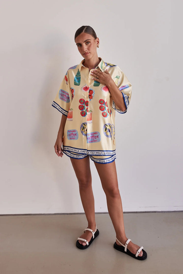 Damen Set bestehend aus stilvollem Kurzarm-Hemd und Shorts im sommerlichen Design Drune