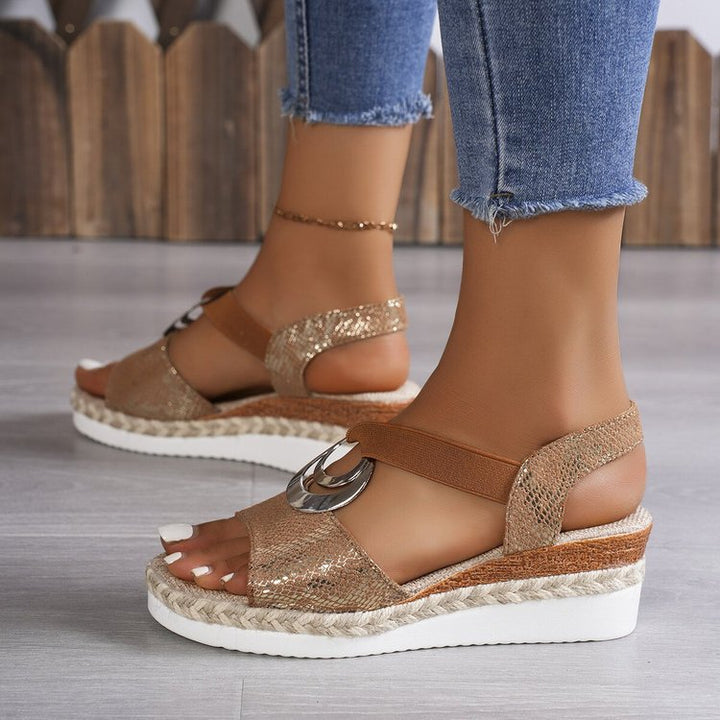 Damen Keil-Sandalen mit Bast-Plateau, elastischem Riemen und Zier-Öse Drune