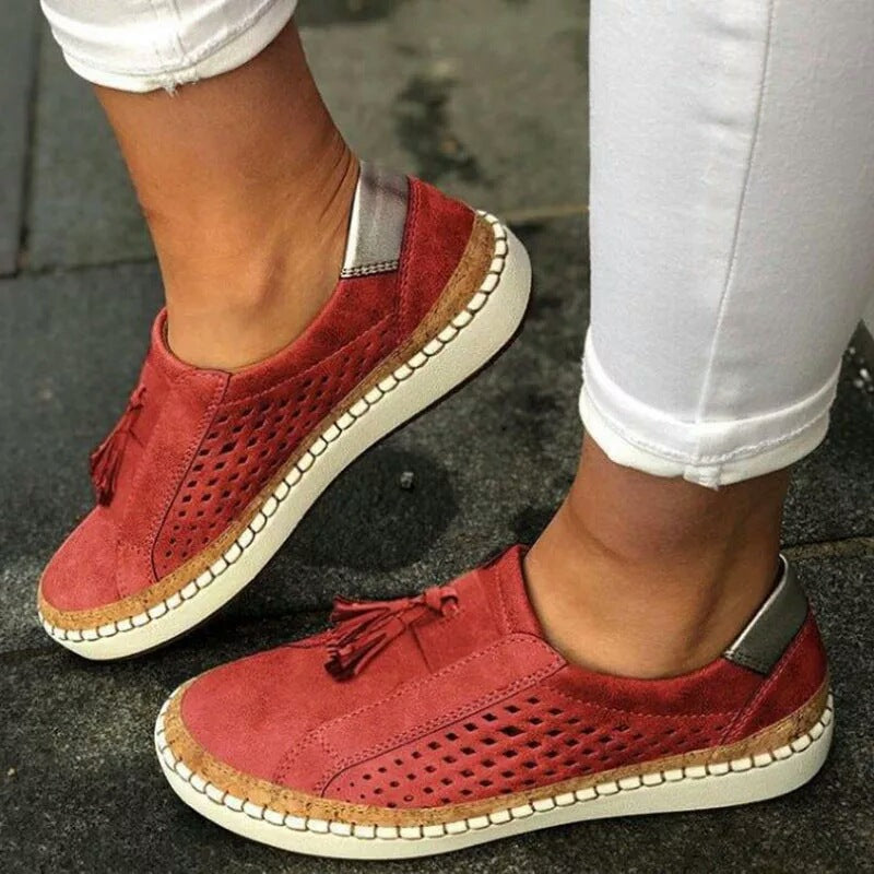 Damen lässige Slip-On Loafer mit Quaste perforiertem Obermaterial und Korkdetails Drune