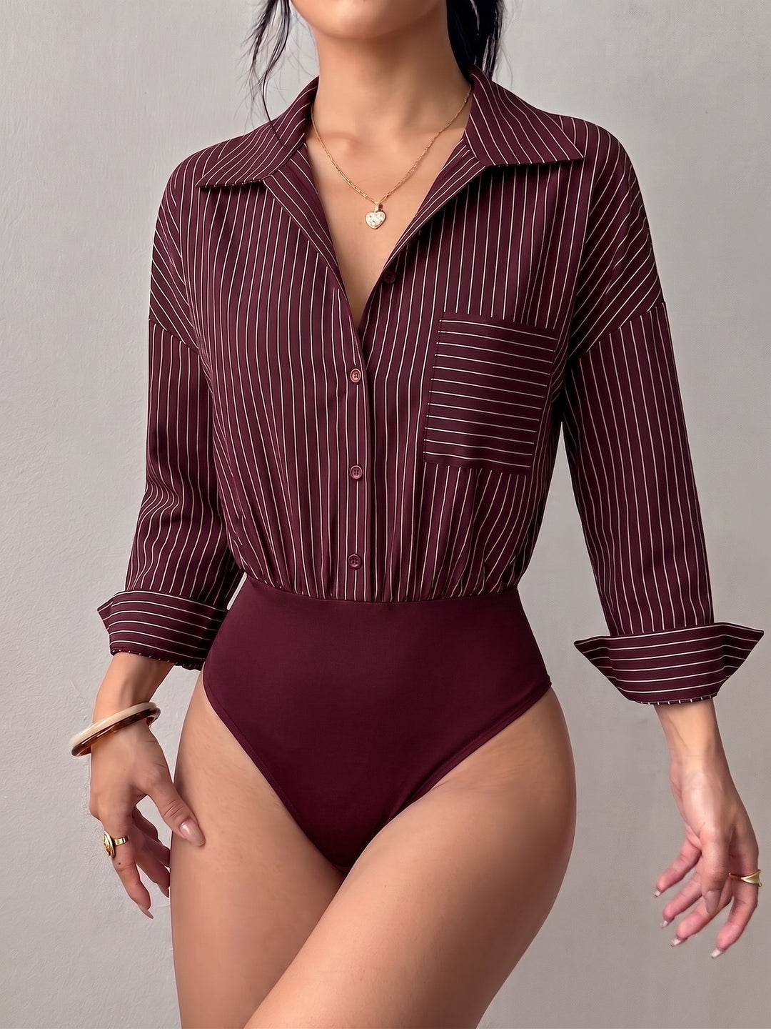 Damen Hemd-Body mit taillierter Passform, Kentkragen und feinem Streifenmuster Drune