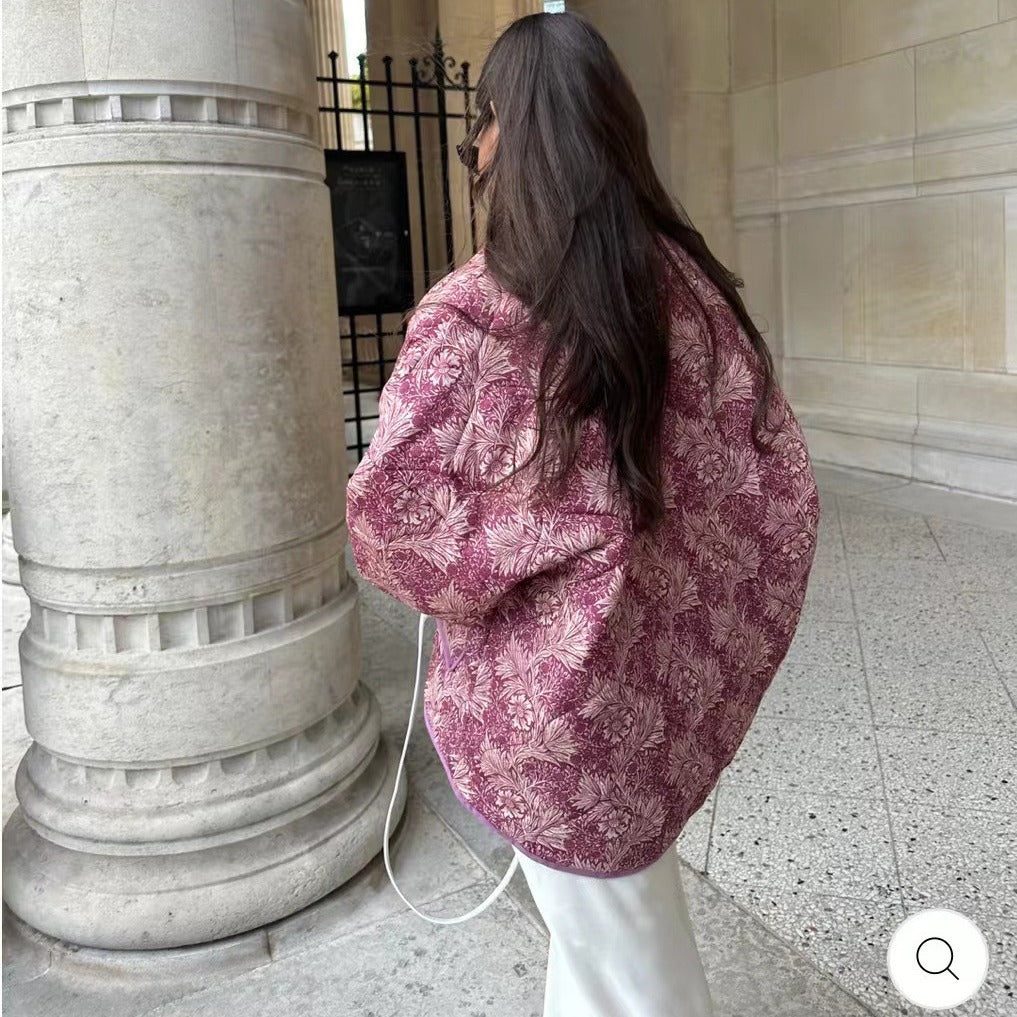 Damen Kurz geschnittene Steppjacke im Vintage-Blumenmuster mit Schalkragen und Kontrastpaspel Drune