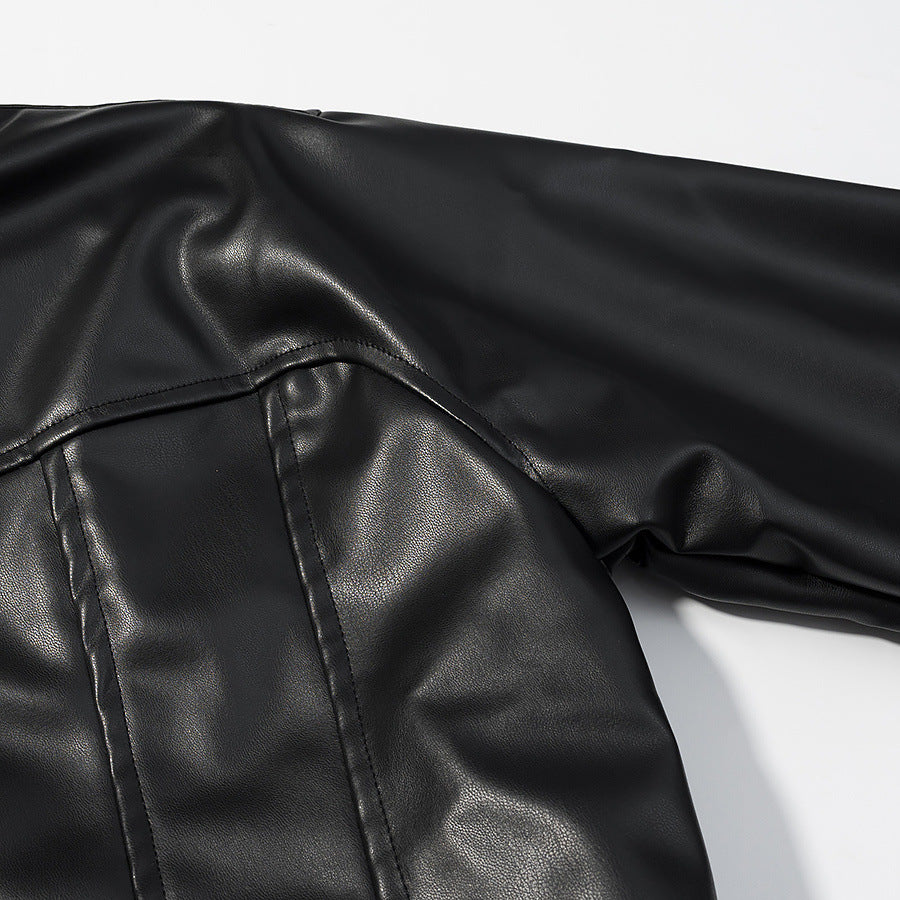 Damen Gekürzte Boxy-Kunstlederjacke mit Stehkragen und konstruktiven Teilungsnähten Drune