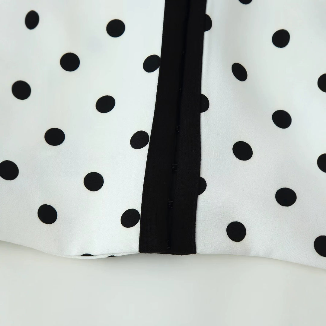 Damen Kurzblazer im Polka-Dot-Design mit Rundhalsausschnitt, kurzem Schnitt und Kontrastpaspeln Drune