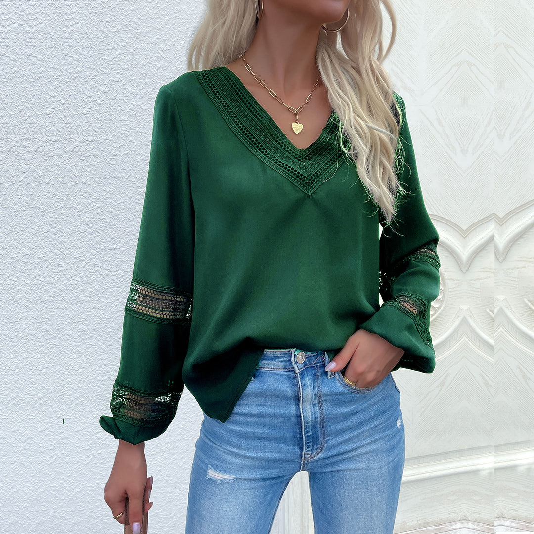 Damen Satinbluse mit V‑Ausschnitt, dekorativer Spitzenpasse und Ärmeln mit Spitzeneinsatz Drune