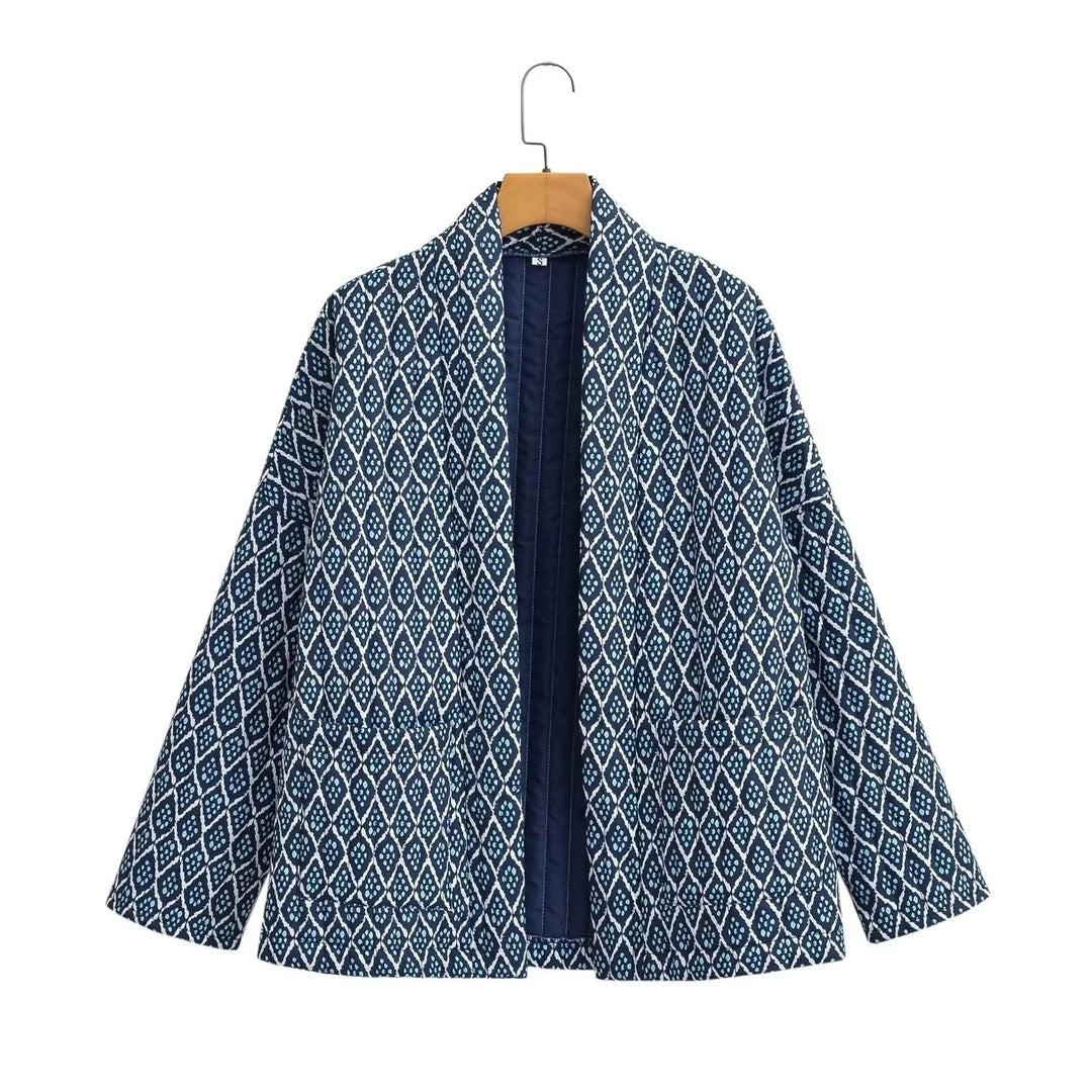 Damen 80+ gesteppte Kimonojacke mit grafischem Diamantjacquard Drune