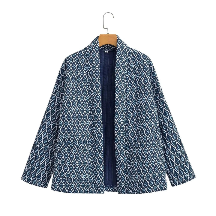 Damen 80+ gesteppte Kimonojacke mit grafischem Diamantjacquard Drune