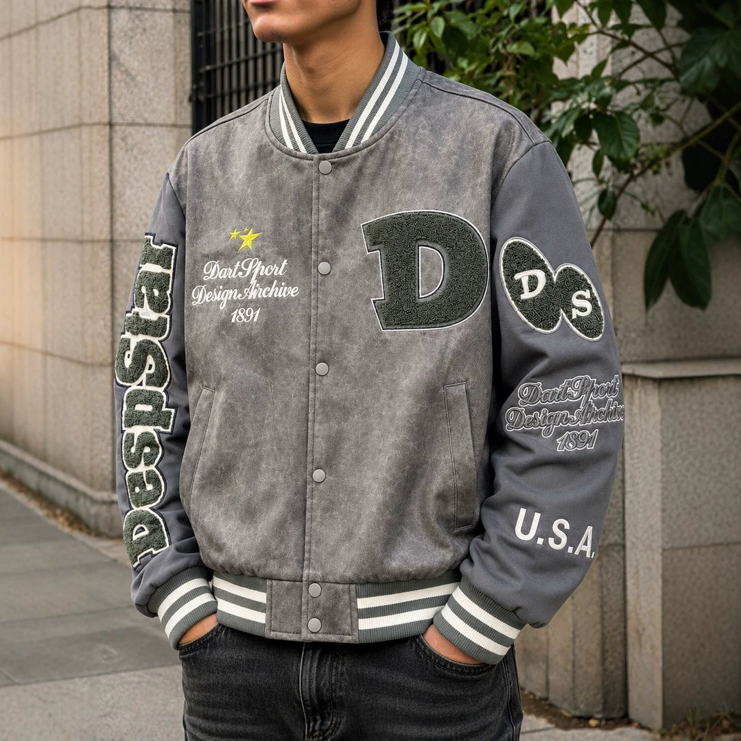 Herren Varsity-Bomberjacke im College-Stil aus Lederimitat mit Applikationen Drune
