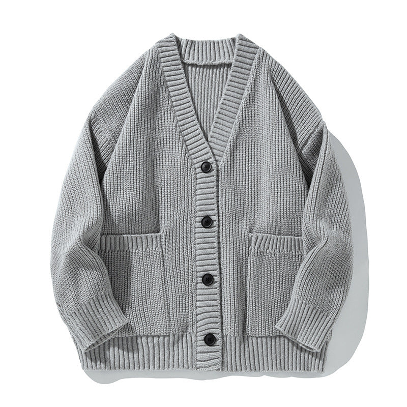 Unisex Oversize Strickcardigan mit V‑Ausschnitt, Knopfleiste und aufgesetzten Taschen Drune