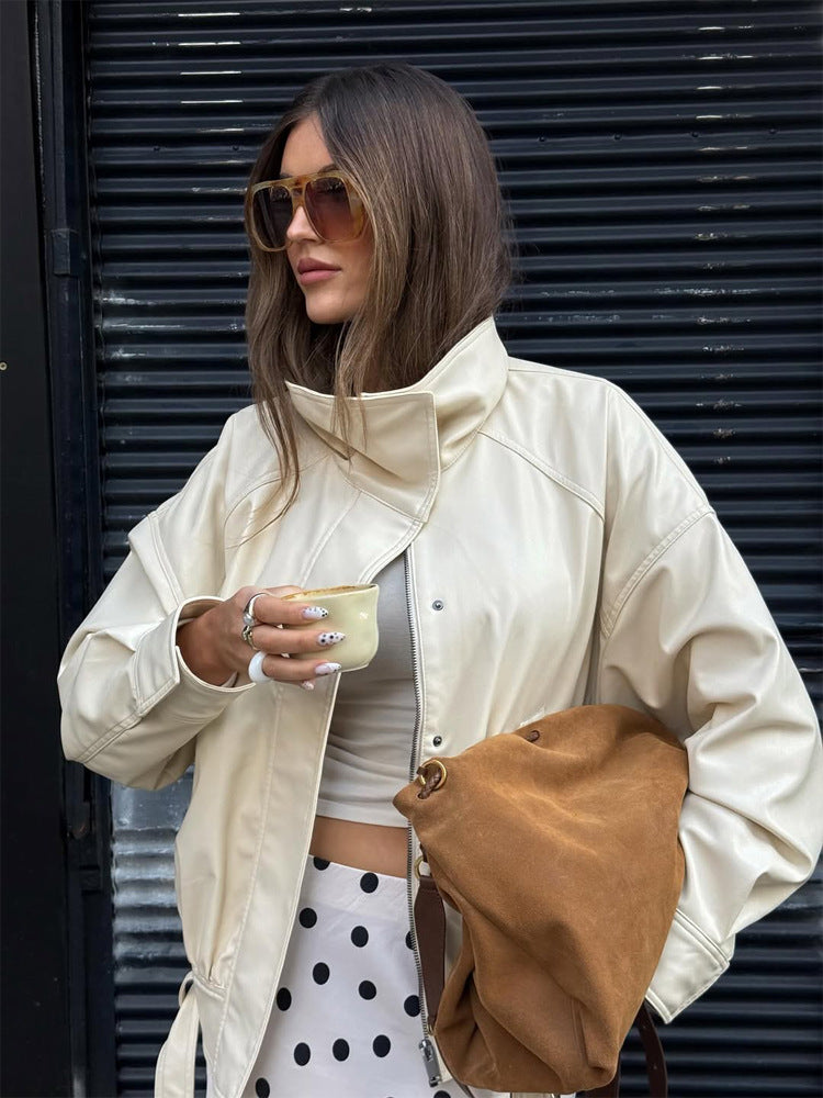 Damen Oversize Kunstlederjacke mit hohem Stehkragen und Tunnelzug Drune
