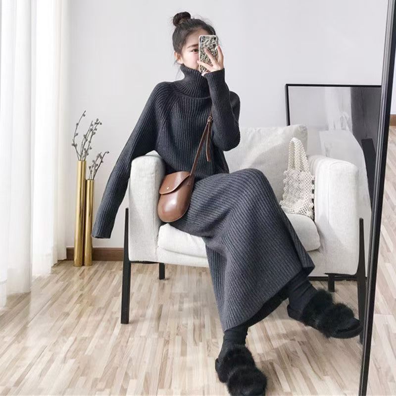 Damen Rippstrickkleid mit hohem Kragen und langem Schnitt Drune