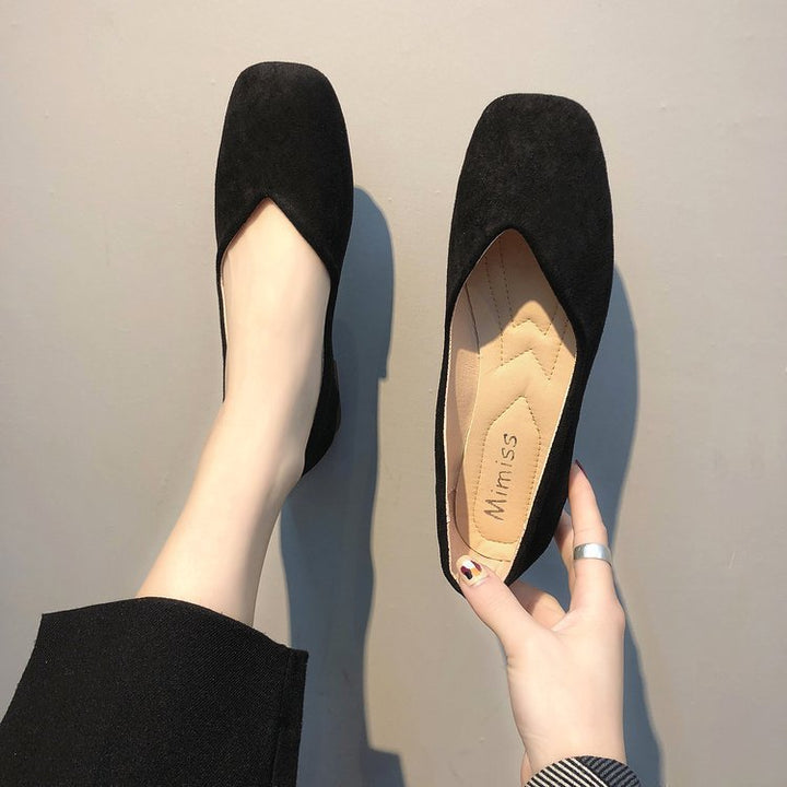 Damen Ballerinas aus Veloursleder mit elegantem V-Ausschnitt Drune