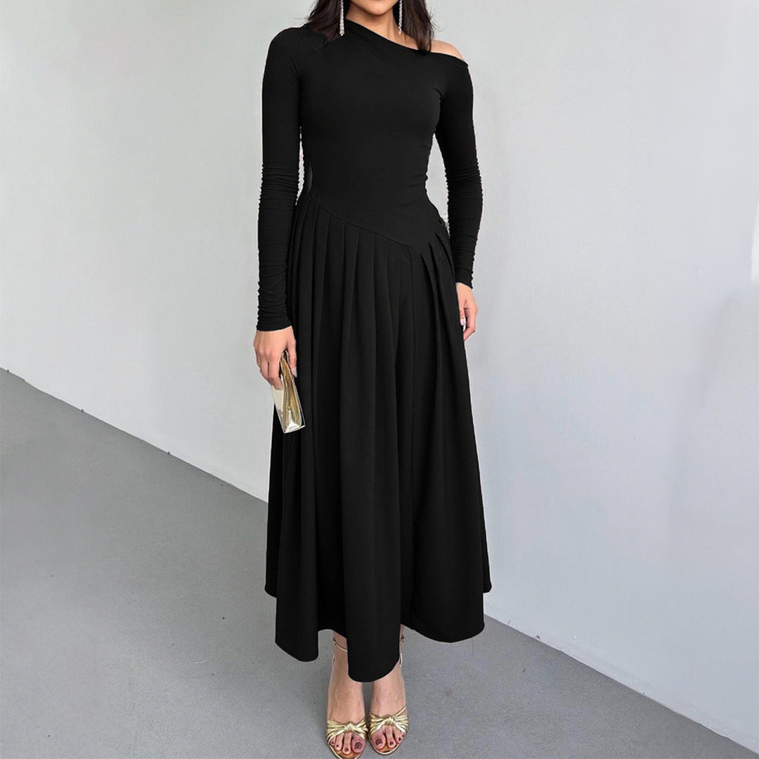 Damen nan asymmetrisches Maxikleid mit plissiertem Rock und figurbetontem Oberteil Drune