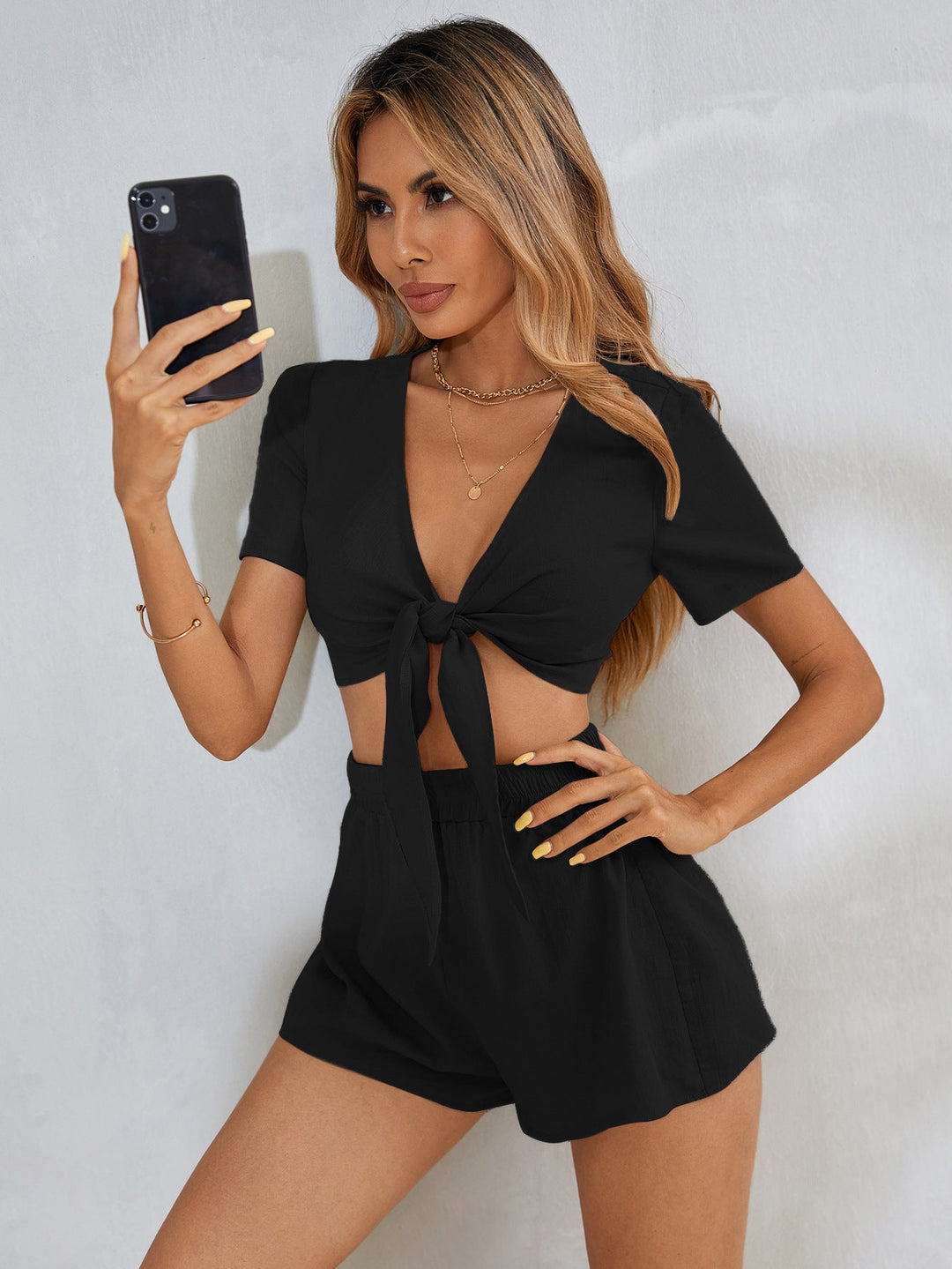 Damen Set aus kurzem Oberteil und Shorts mit Knoten-Design Drune