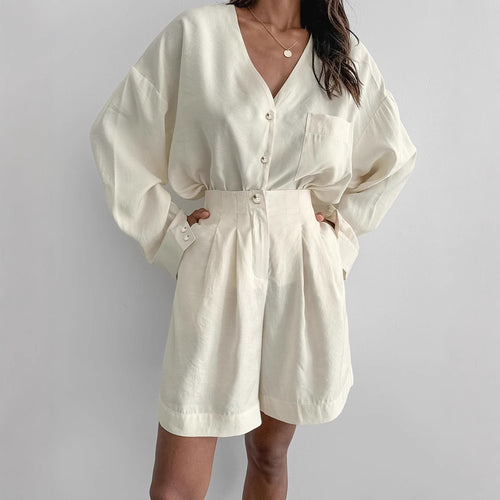 Damen bequemer Schlafanzug mit Knopfleiste und kurzen Hosen Drune