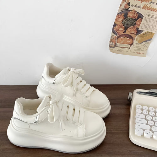 Damen Trendige Plateau-Sneaker mit eleganten Details Drune