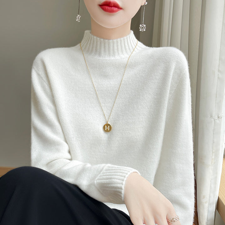 Damen Luxusweicher Midweight-Mockneckpullover aus Angora‑Optik mit feiner Rippe und entspannter Silhouette Drune