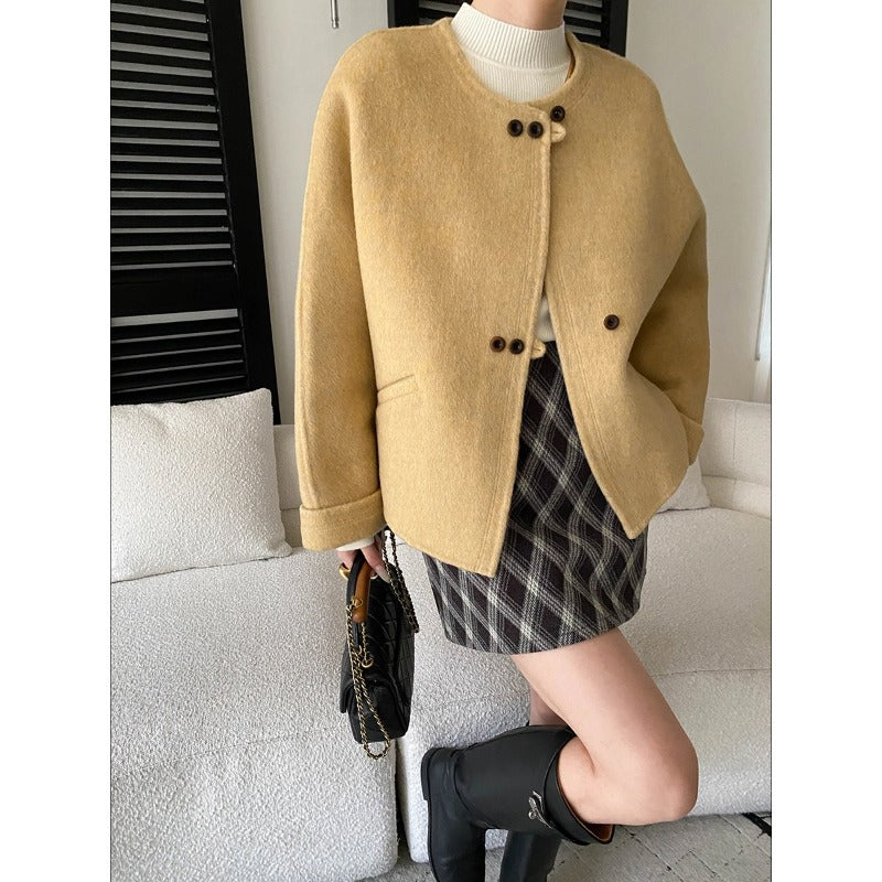 Damen kuschelige Oversized-Jacke aus hochwertigem Wollmix mit Knopfdetails Drune