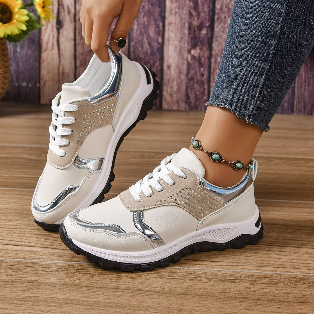 Damen modischer City-Chunky-Sneaker mit Metallic-Akzenten, Ziernieten und dämpfender Leichtsohle Drune