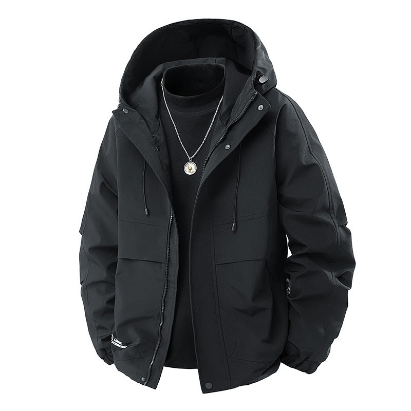 Herren Minimalistischer Tech-Softshell-Parka mit Kapuze, verdecktem Reißverschluss und Cargo-Brusttaschen Drune