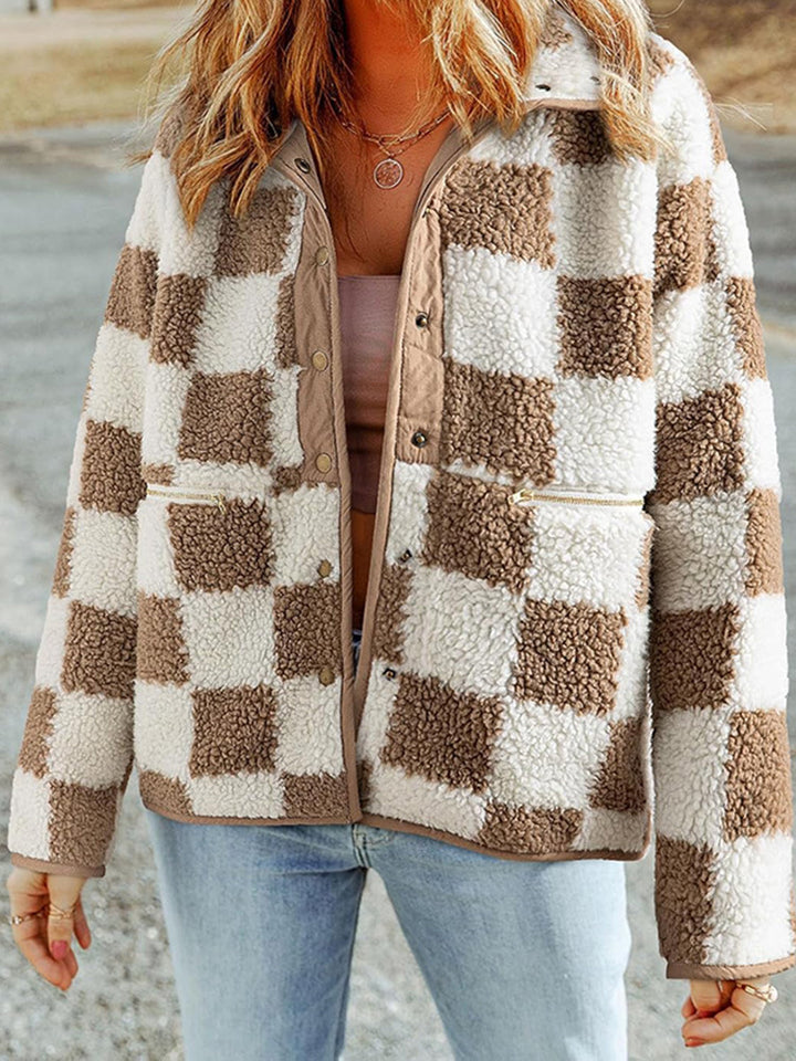 Damen Kuschelige Schafwolljacke mit modernen Karomustern Drune
