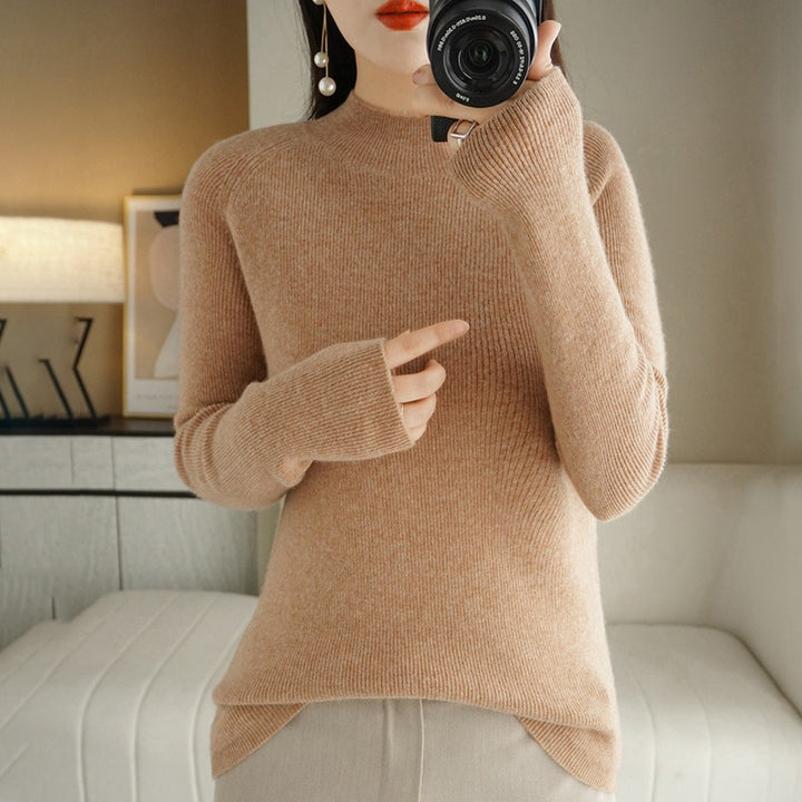 Damen Schmal geschnittener Stehkragenpullover aus leichtem Feinstrick mit feiner Rippenstruktur Drune
