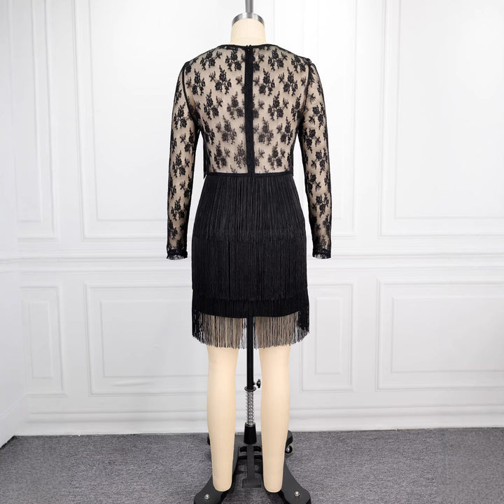 Damen Figurnahes Kleid mit fransigen Details und transparenten Spitzenärmeln Drune