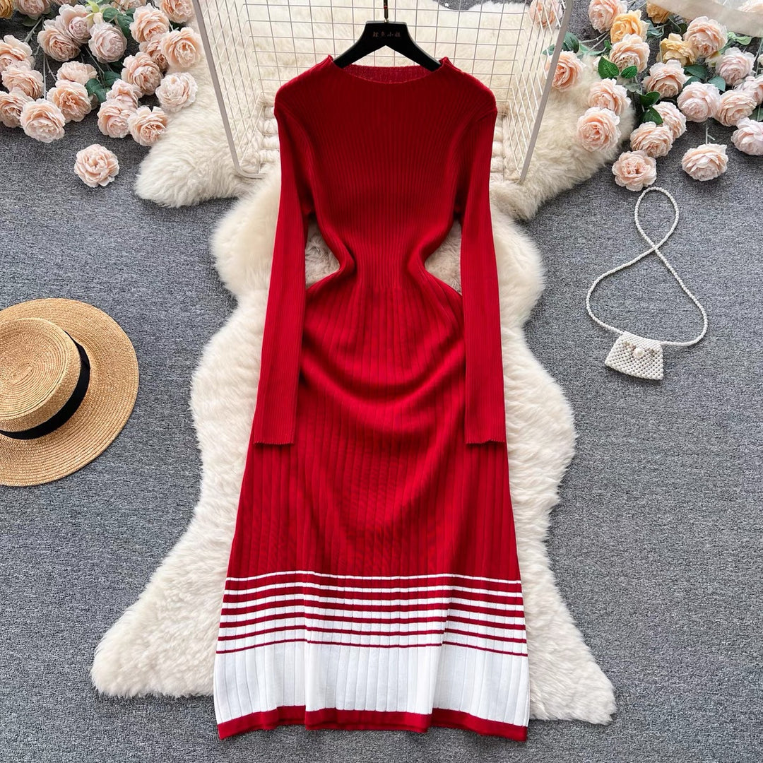 Damen Strickkleid mit hohem Kragen und raffiniertem Streifenmuster Drune