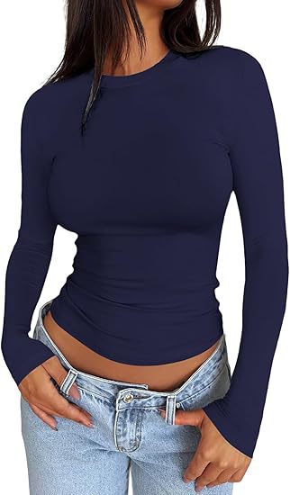 Damen Körpernahes Langarmshirt im Cropped-Look mit verlängerten Ärmeln und Daumenloch Drune