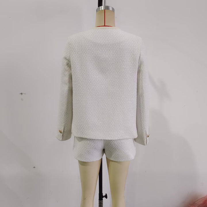 Damen nan elegante Bouclé-Jacke mit Rundhalsausschnitt, doppelter Zierknopfleiste und aufgesetzten Taschen Drune