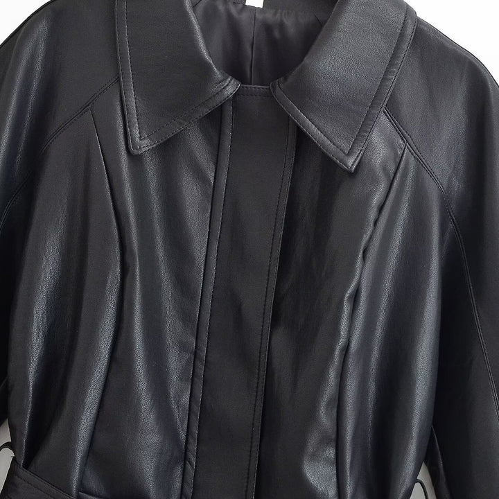 Damen Taillierte Lederoptik‑Jacke mit Bindegürtel und überschnittenen Ärmeln Drune