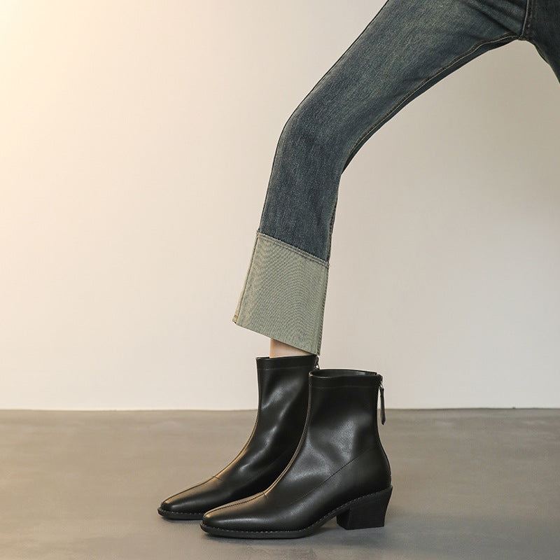 Damen Minimalistische Sock‑Ankleboot aus Glattleder mit hinterem Reißverschluss und sculpted Blockabsatz Drune