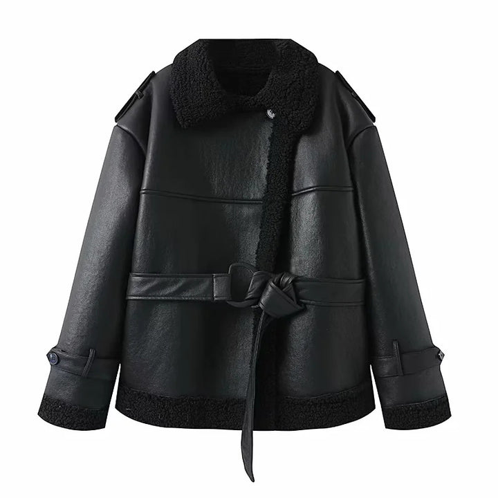 Damen nan kurzer Oversize Kunstleder-Mantel mit Teddybesatz Schalkragen und Wickelgürtel Drune