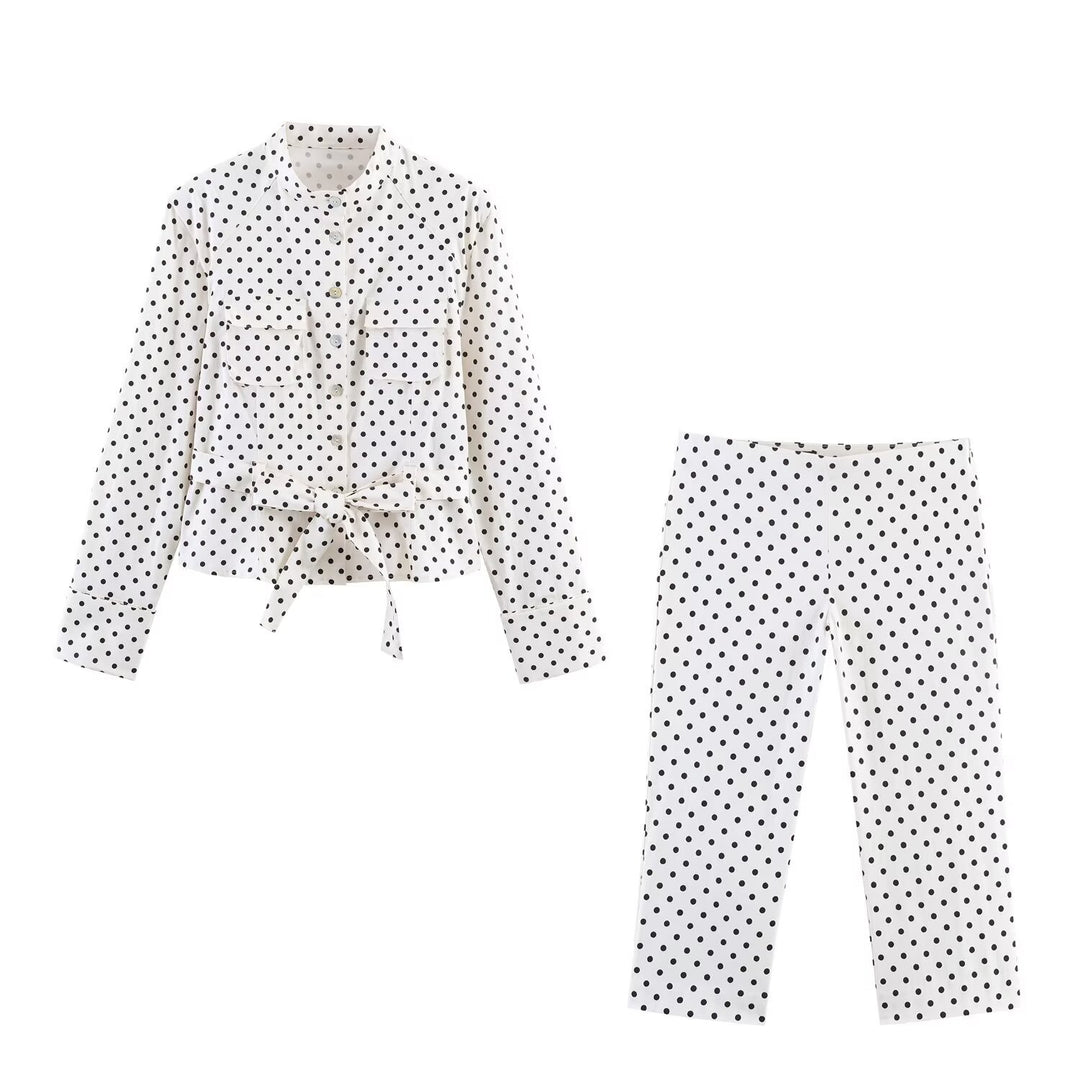 Damen Gepunktete Taillierte Blusenjacke mit Stehkragen, Brusttaschen und Taillenband Drune