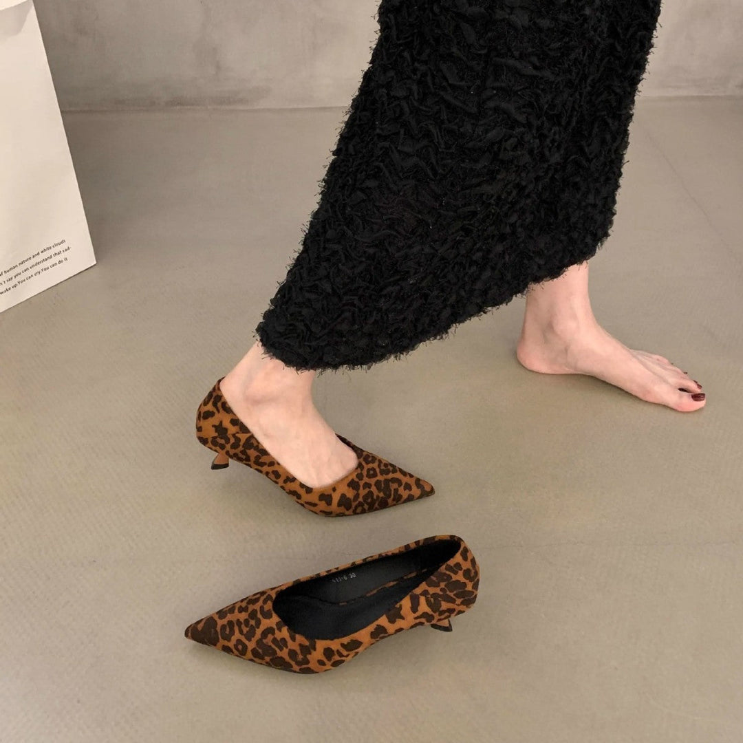 Damen elegante spitze Pumps mit klassischem Design Drune