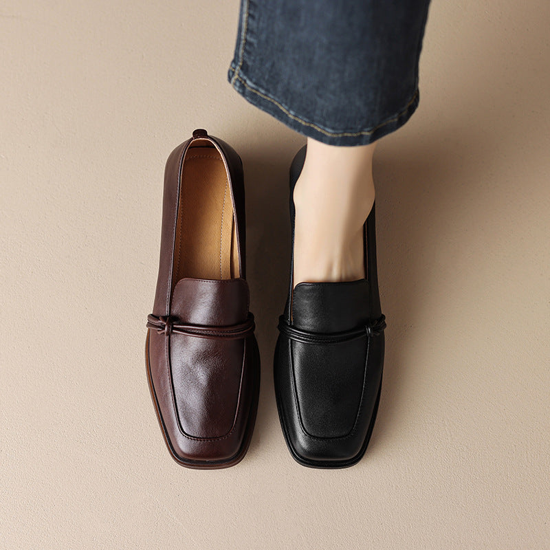 Damen Mokassins mit eleganter Lederverarbeitung und stilvollen Bindegürtel Drune