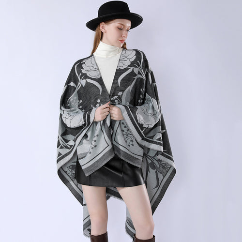Damen Floraler Jacquard-Überwurf im kastigen Kimono-Fall mit feiner Fransenkante Drune