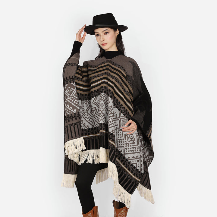 Damen Leichter Jacquard-Poncho mit Ethno-Motiv und Fransensaum Drune