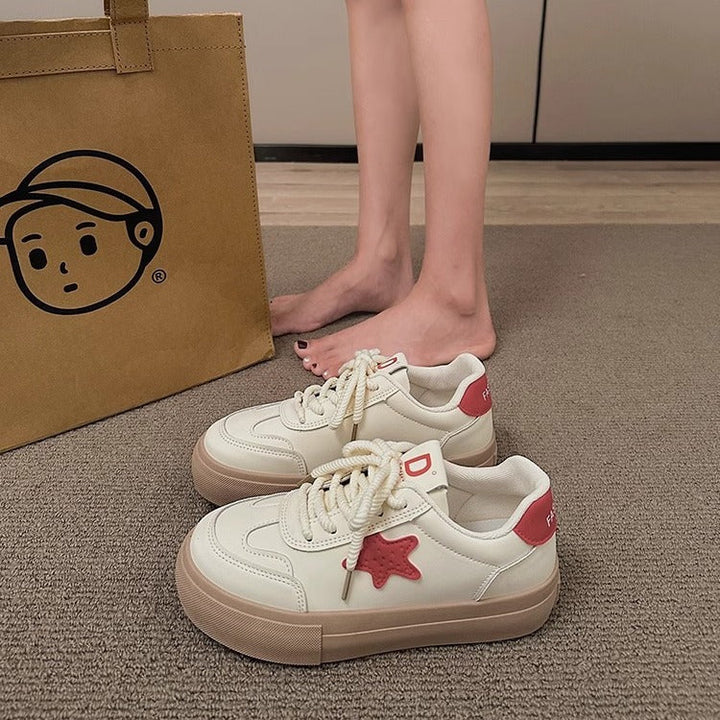 Damen Sportliche Sneakers mit verspielten Stern-Applikationen und bequemer Sohle Drune