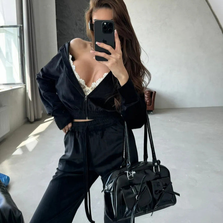 Damen luxuriöser Samt Zweiteiler Jogginganzug mit Cropped Reißverschluss und weiten Hosen Drune
