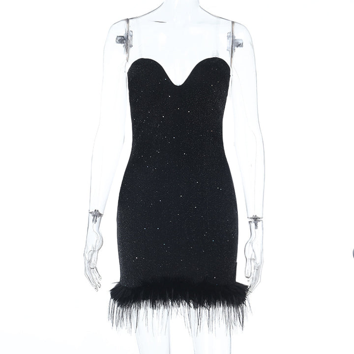 Damen elegantes kurzes Abendkleid mit herzförmigem Ausschnitt und glamourösen Federdetails Drune