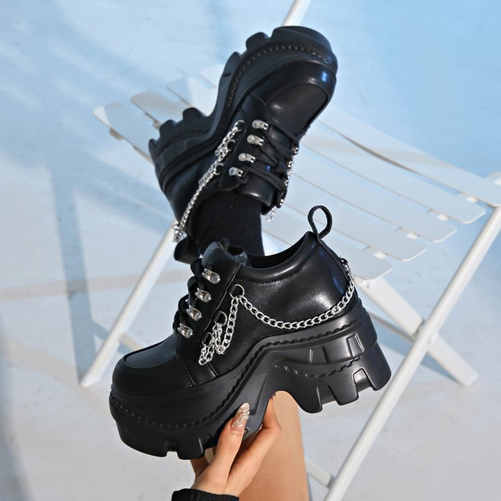 Damen Plateau-Chunky-Sneaker mit Metallketten und ausgeprägter Profilsohle Drune